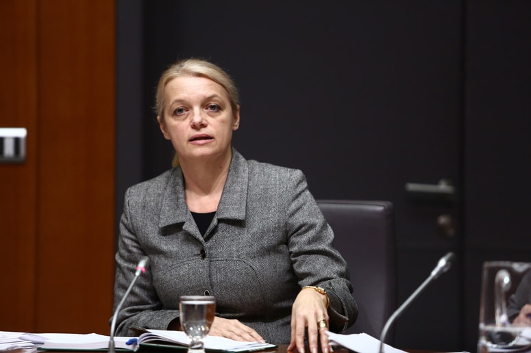 V ZBS, ki mu predseduje Stanislava Zadravec Caprirolo, menijo, da zadnja sodba vrhovnega sodišča, ki je potrdilo ničnost kreditne pogodbe v švicarskih frankih, ne odstopa od ustaljene sodne prakse in da gre za izjemo.