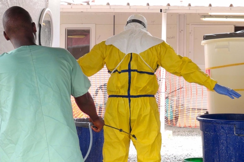 V Gvineji so bili močno na udaru ebole, zdaj jim grozi nova epidemija smrtonosnega virusa. 