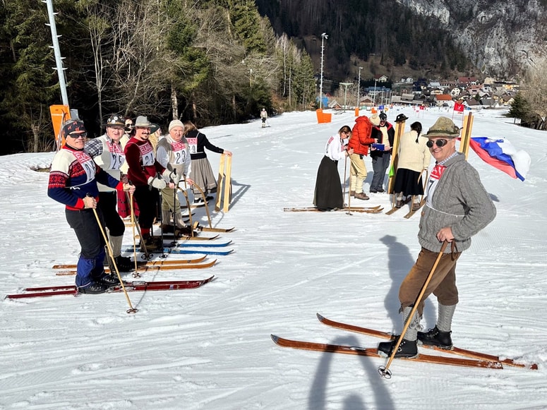 Dogodek vedno privabi lepo število smučarskih navdušencev.