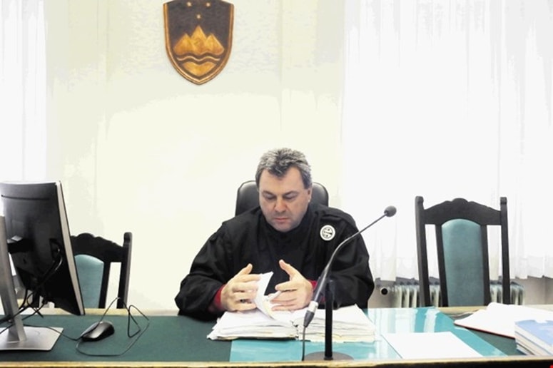 Zvjezdan Radonjić je edini sodnik, ki je trenutno v suspenzu. 