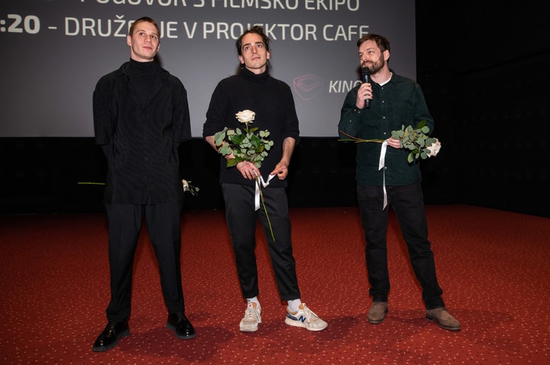 (z leve) Timon Šturbej, Petja Labović, Dominik Mencej
