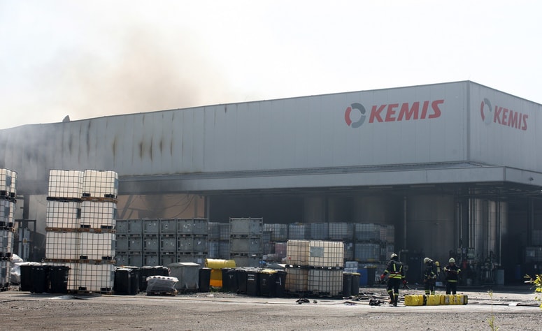Glavna fotografija članka:(FOTO) Požar pri Vrhniki pod nadzorom, v bližnjem potoku ni več življenja