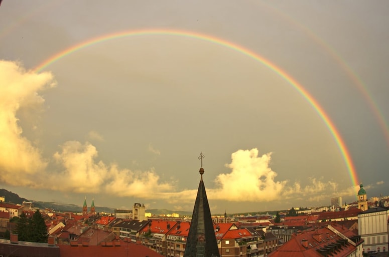 Glavna fotografija članka:(POGLED) O življenju, ljubezni in smrti