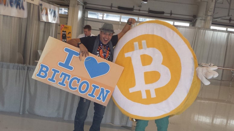 Glavna fotografija članka:O kriptovalutah skozi oči mladih: "Razvoj trga me je takoj pritegnil"