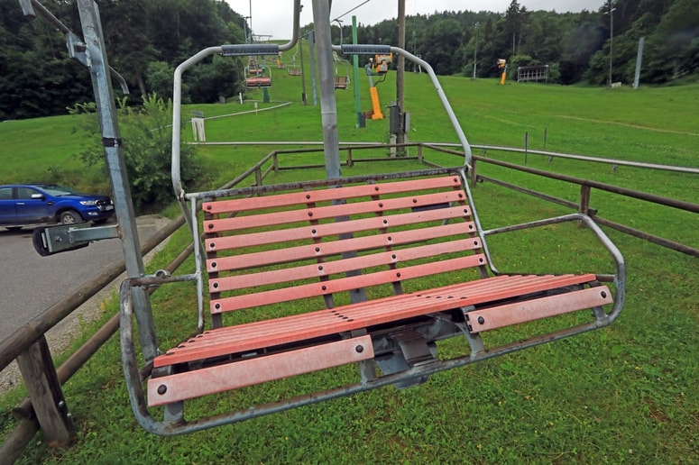 Sedežnica Radvanje je bila izdelana leta 1972. 