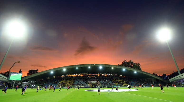 Ko se na igrišču pojavi zastava lige prvakov, se stanje v klubski blagajni izdatno popravi. 