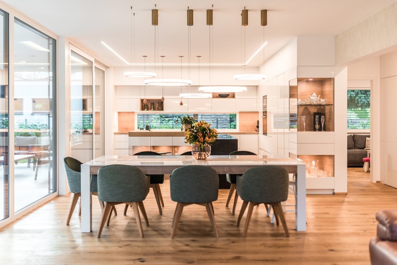 Glavna fotografija članka:Hiša za 5-člansko družino