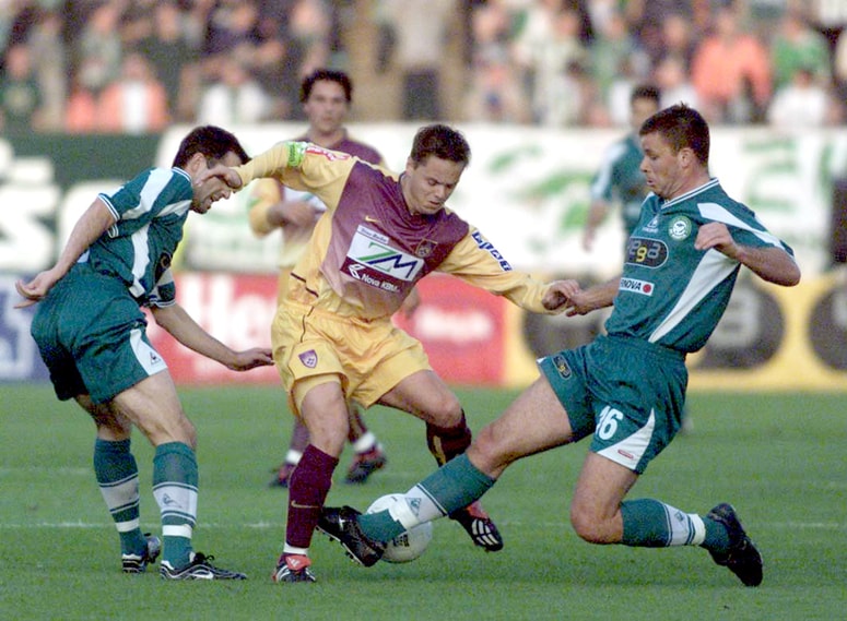 Dušan Kosič in Ermin Raković, ki sta v derbiju s sedmimi goli prispevala štiri, ter Tonči Žlogar 