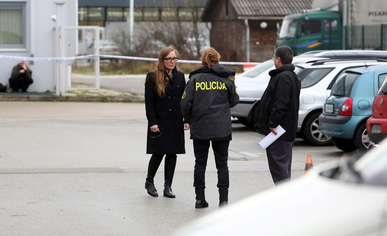 Ustreljenega Janka Jamnika so v mlaki krvi našli 16. decembra 2014, tri dni kasneje je umrl, v ponedeljek, 22. decembra 2014, pa so policisti zaradi suma, da je vpleten v umor, odvzeli prostost Milku Noviču. 