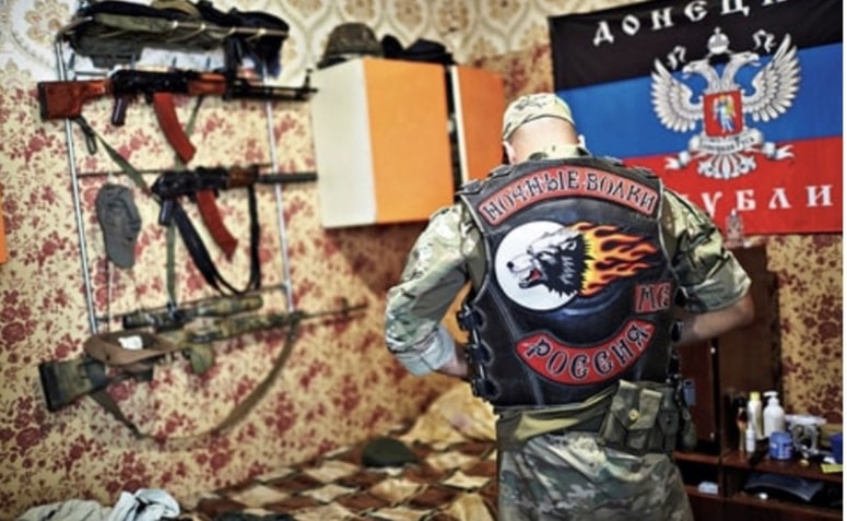 Vodji ruske skupine Nočni volkovi, Aleksandru Zaldostanovu - Kirurgu je predsednik Republike srbske, Milorad ​Dodik ta mesec podelil odred časti. Nočne volkove so Američani zaradi njihovih aktivnosti v Ukrajini uvrstili na črno listo.  