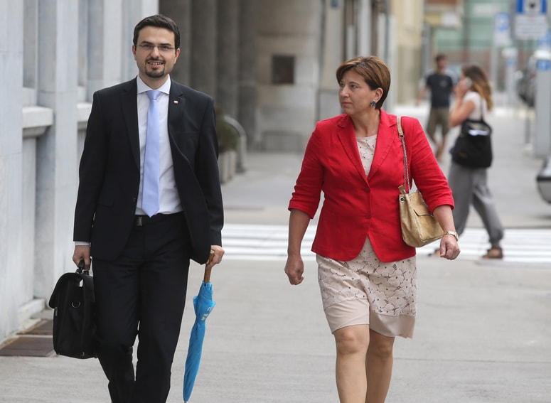 Glavna fotografija članka:Matej Tonin prevzema Novo Slovenijo: je lahko slovenski Kurz?