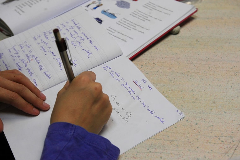 Najboljši učenec na eni šoli je lahko slabši od najslabšega učenca na drugi šoli, trdi pobudnik razvrščanja šol Jurij Toplak. 