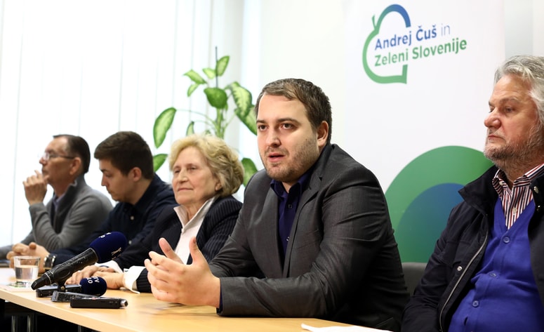 Andrej Čuš je na vrhovnem sodišču slavil pomembno predvolilno zmago za svojo listo.
