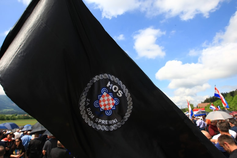 Glavna fotografija članka:Revizionizem in kako desnica ubija Hrvaško