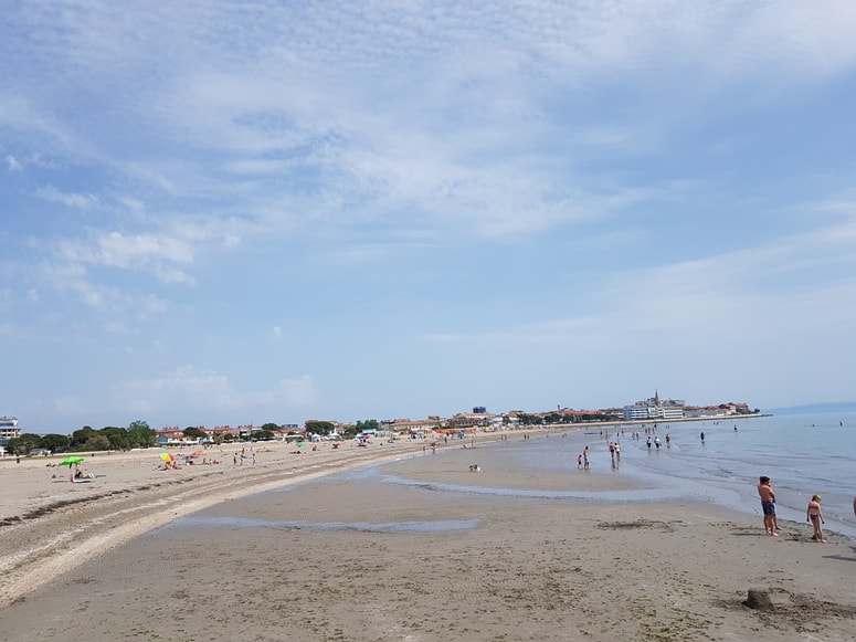 Mestna plaža na zahodu mesta ponuja nekoliko manj za obiskovalce, a zato tukaj ni vstopnine.