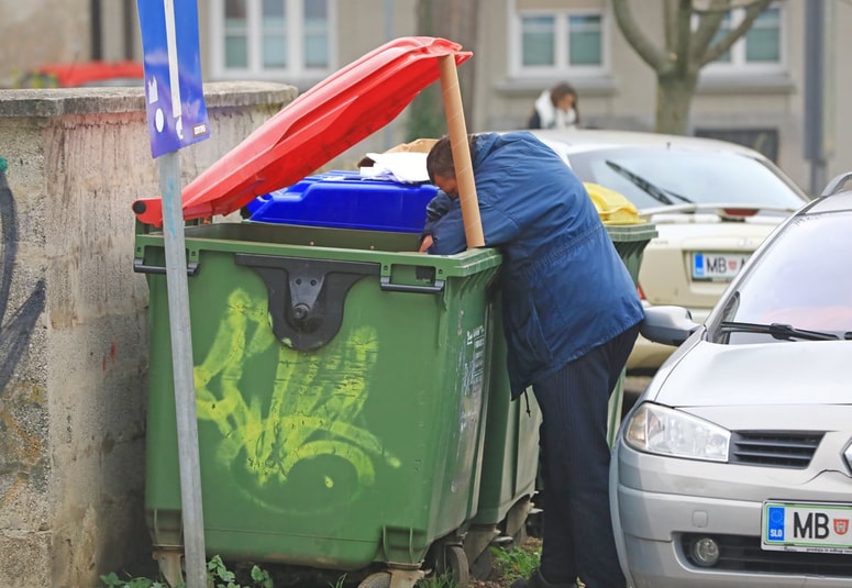 Rast cen hrane in energentov je najbolj prizadela tiste, ki že prej niso zmogli osnovnih stroškov. 