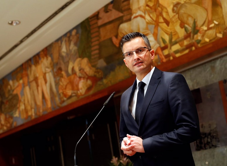 Glavna fotografija članka:Šarec razrezal kadrovsko pogačo: Gospodarski resor ostaja pod SMC, SD tri ministrstva