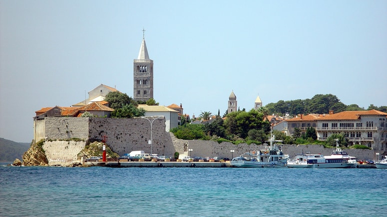 5. julij 2003, Hrvaska, otok Rab - Mesto Rab - zvoniki 