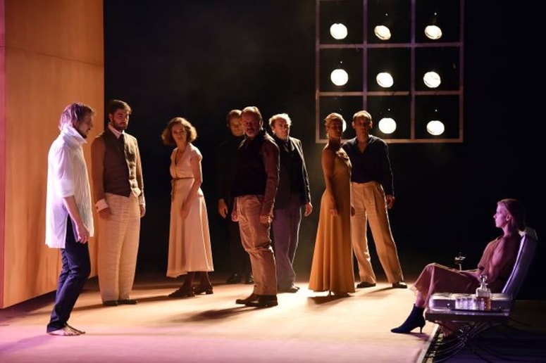 Iz predstave Emilia Galotti. 