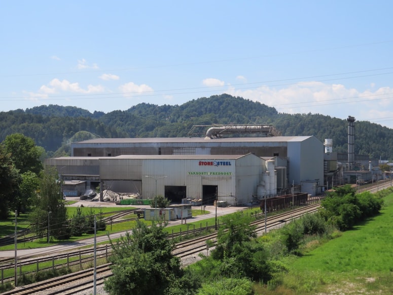 V krajih z velikimi delodajalci so včasih ustanavljali medicine dela. Ravno zato so svojo imele tudi Štore. 