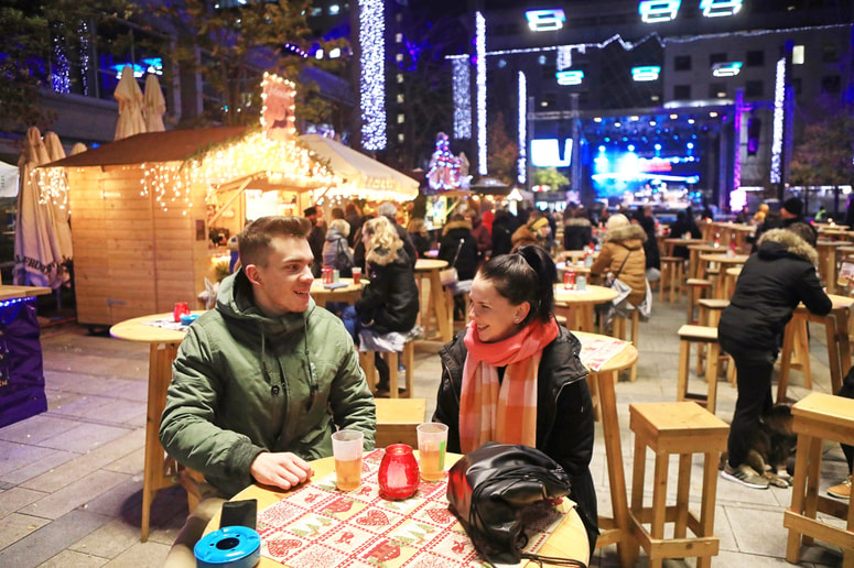Zavod za turizem Maribor bo organiziral gostinsko ponudbo in glasbeno-kulturni program na Trgu Leona Štuklja. 