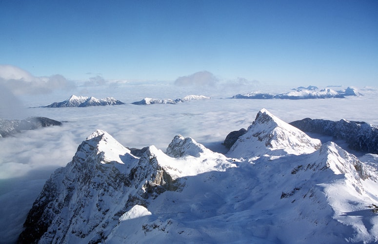 Novo smer, dolgo 700 metrov, sta poimenovala Lepotica in zver.