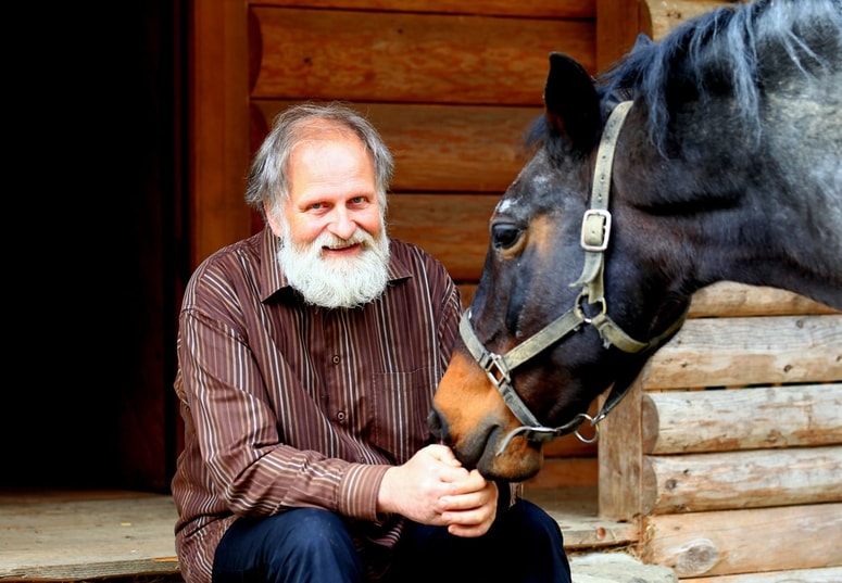 Karel Gržan: "Človek nima le telesnih tipal, ima tudi tipala duha in srca." 