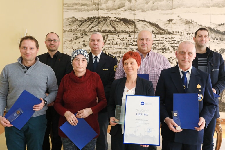 Klemen Kotnik, Gregor Reichenberg, Danica Vučetič, Davorin Štelcer, Mira Jug Skledar, Dušan Veršec, Željko Kosi in Bogdan Fluher
