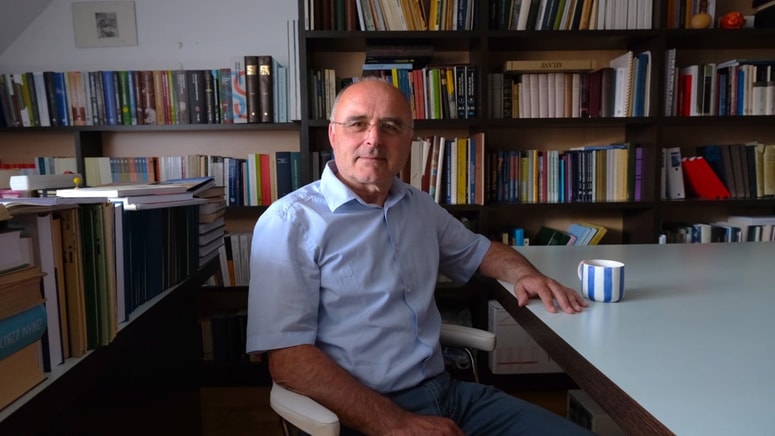 Prof. dr. Marko Snoj, jezikoslovec.