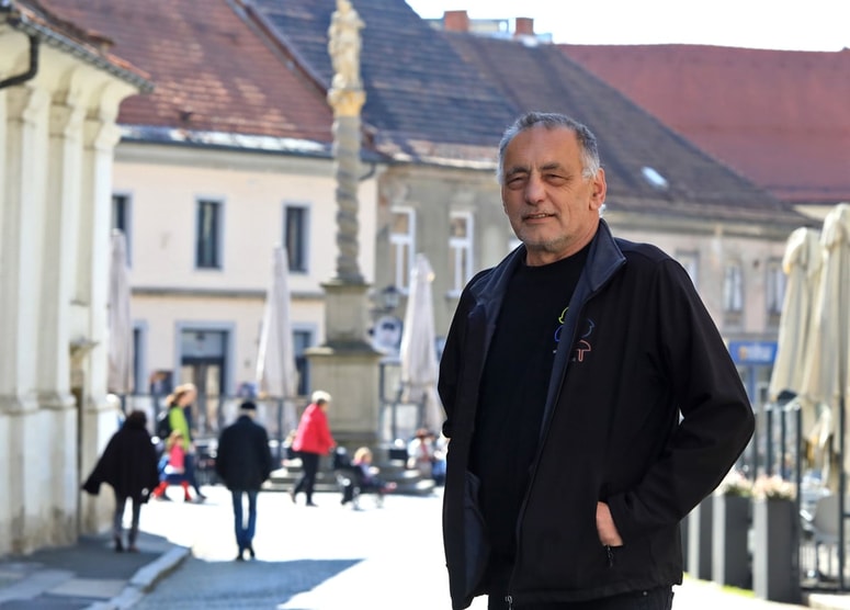 Fotografija iz leta 2019, ko je bil še boljšega zdravja kot zadnja leta. 