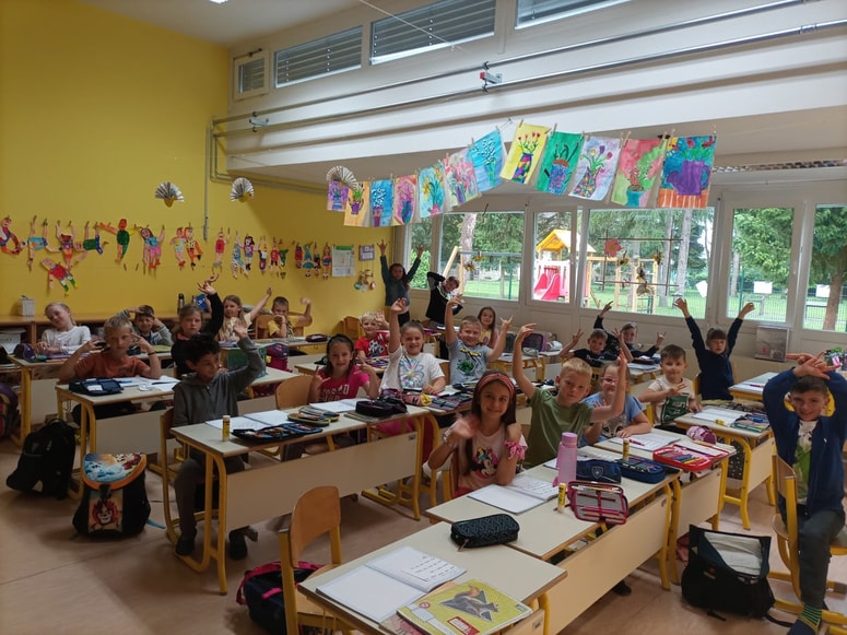 Učenci komaj čakajo na nastop na festivalu, potem pa na zaslužene počitnice. 