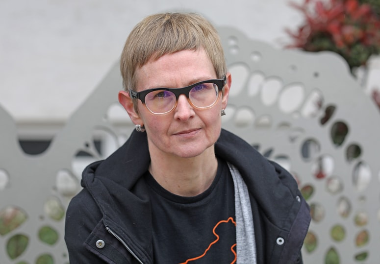 Dr. Mateja Ratej, urednica
