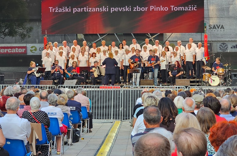 Zbor Pinko Tomažič je na Festivalu Lent nastopil tretjič. 