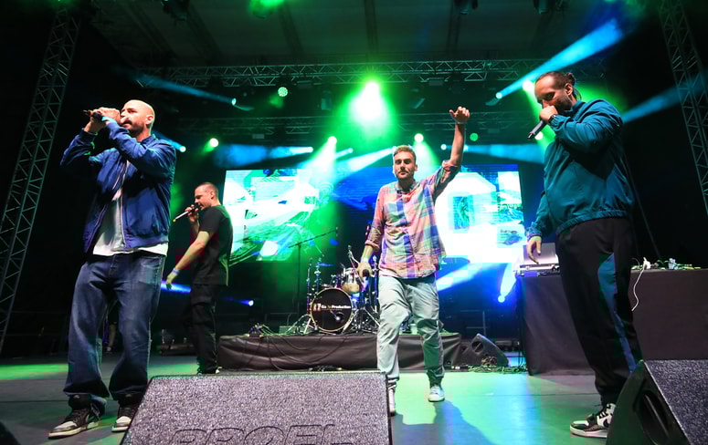 Tekochee Kru označujejo 20 let delovanja. 