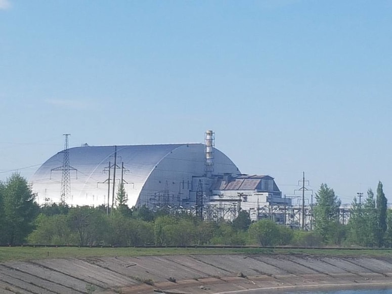 Jedrska elektrarna pod sarkofagom. 
