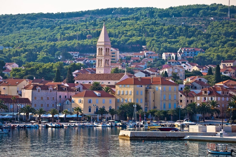 Dogodek se je zgodil v enem izmed gostinskih lokalov na Braču. 