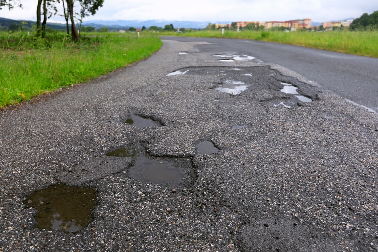 Glavna fotografija članka:"Masterplan": Potrebe po obnovi cest v Mariboru velike, denarja (pre)malo