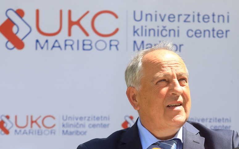 Se bo Anton Crnjac danes po dveh letih poslovil od mesta generalnega direktorja UKC Maribor? 