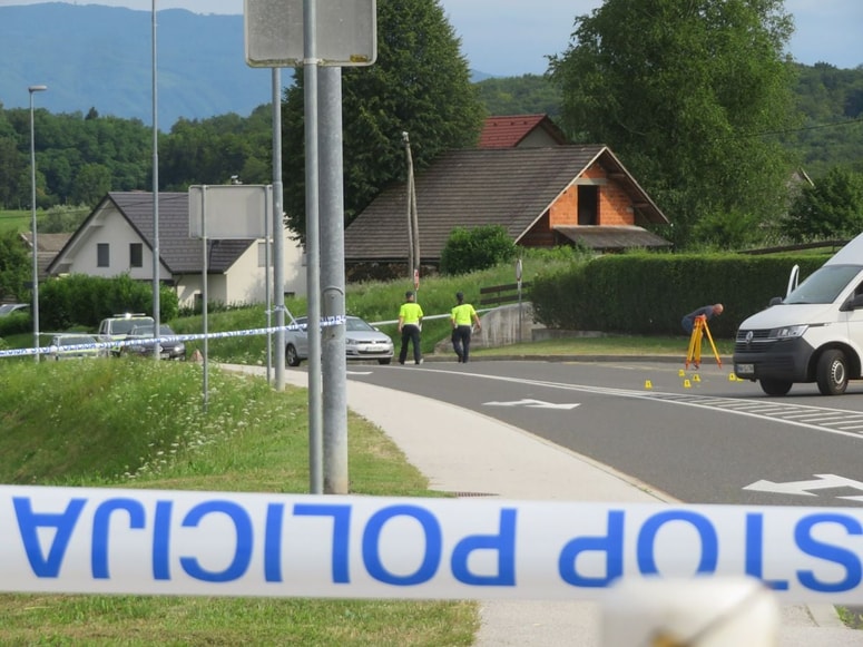 Zgodilo se je med opravljanjem kontrole prometa na avtobusnem postajališču v Šmarjeti. 