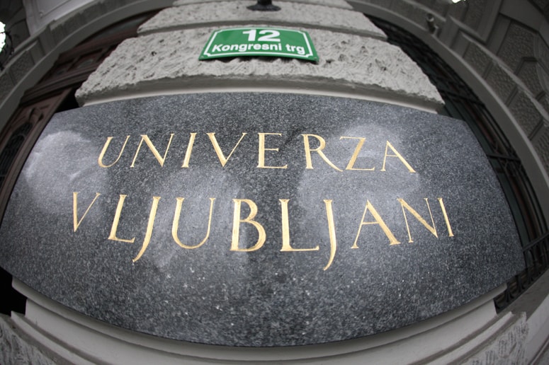 Glavna fotografija članka:Count-up ali Obramba slovenskega učnega jezika na univerzah pred lokalnim ropom