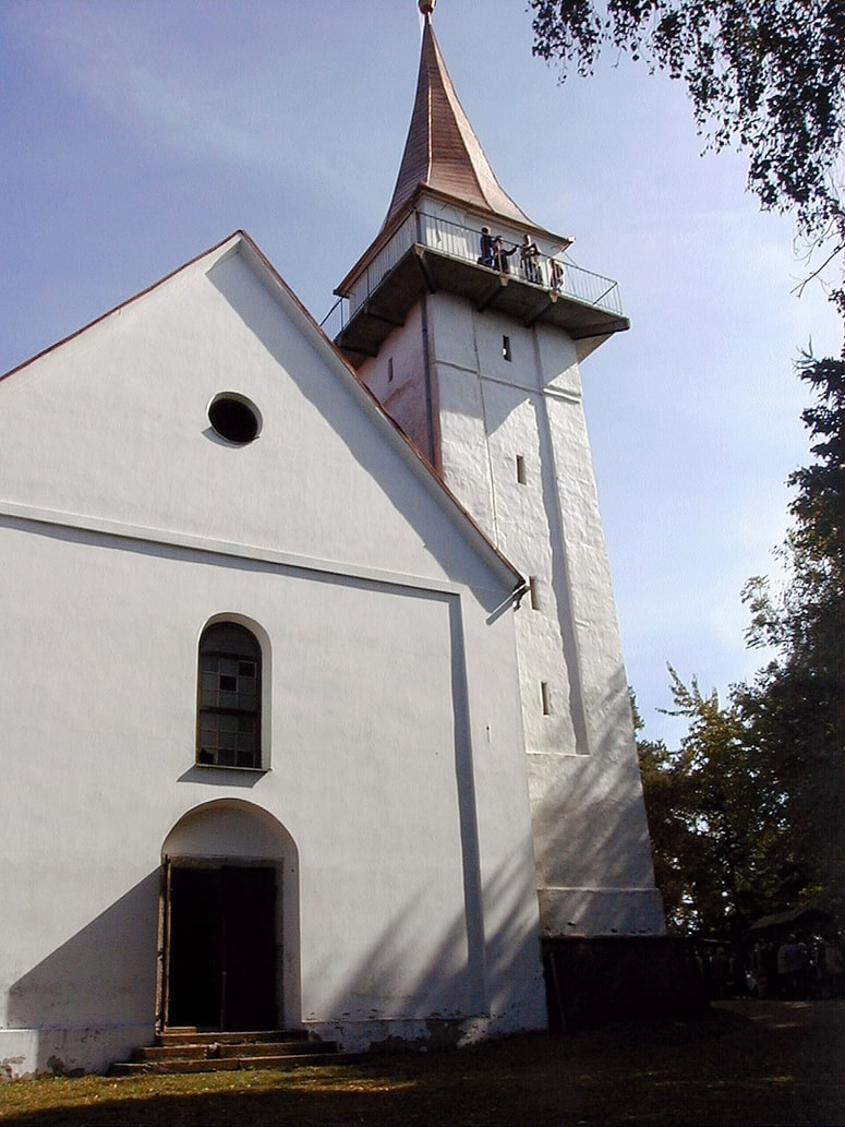 Cerkev na Remšniku.