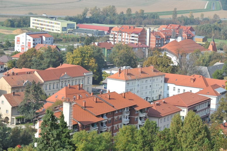 V Lendavi in njeni okolici se ta čas prodaja kar nekaj zelo ugodnih zemljišč, primernih za gradnjo. 