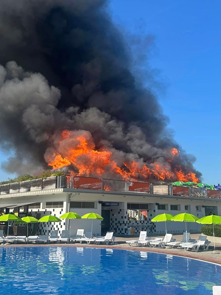 Glavna fotografija članka:(FOTO) Po požaru v enem od gostinskih lokalov termalni park Aqualuna v Podčetrtku spet odprt. Kaj se je zgodilo?