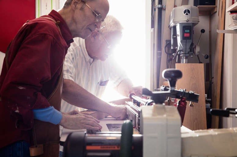 Zdaj imajo vsi tisti, ki izpolnijo pogoje za starostno upokojitev, možnost delati naprej, ne da bi se upokojili. 