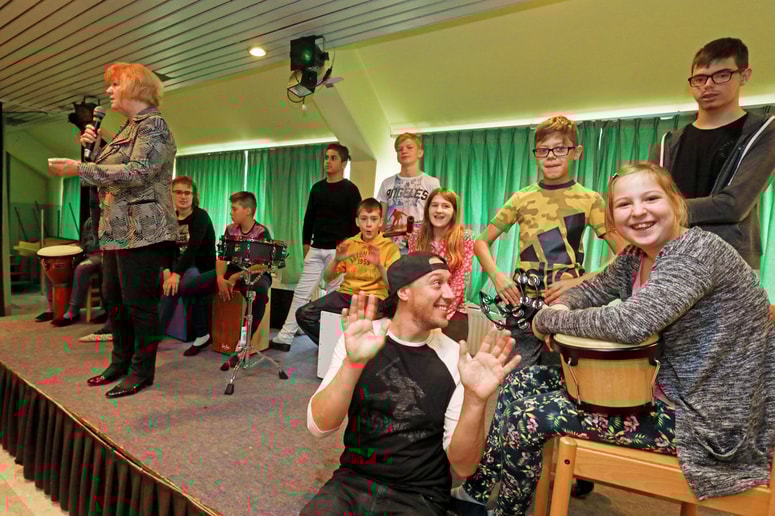 Glavna fotografija članka:Soki se umika: Zaradi dobrodelnosti so ga obtožili satanizma in napadli, ker je pomagal hrvaškim otrokom