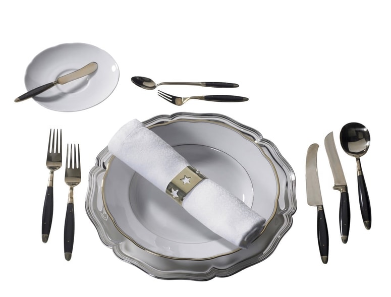 Glavna fotografija članka:Meso in Milena Miklavčič ali pravica do izbire in izbirčnosti