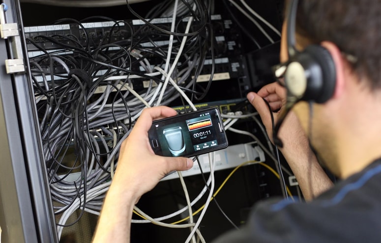 Ugotovili so, da delodajalec na računalnike nekaterih zaposlenih namestil programsko opremo Spyrix Employee Monitoring. Fotografija je simbolična.