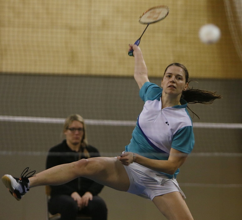 Dvakratna olimpijska Maja Tvrdy je pokazala, da je badminton atraktivna igra.