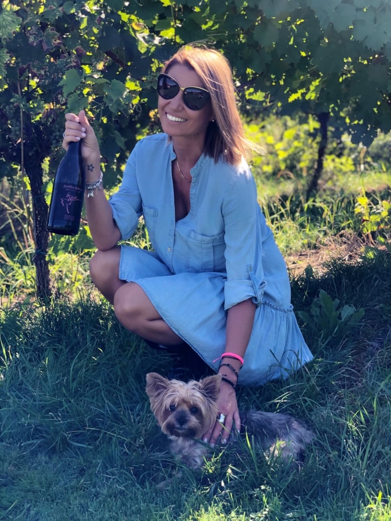 Glavna fotografija članka:Zvezdnica šova Zvezde plešejo lansirala prvo plesno vino v zgodovini