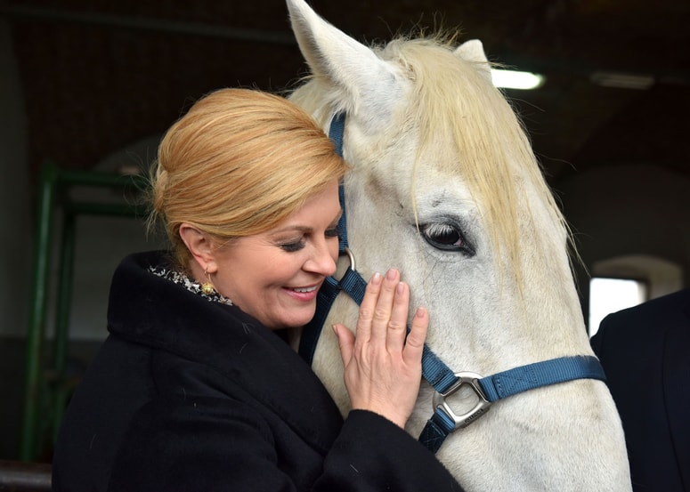 Glavna fotografija članka:Vsi Kolindini biseri